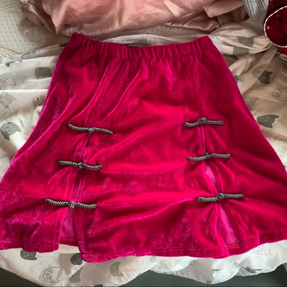 HOT PINK MINI SKIRT BY OMIGHTY 💕